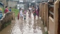 Caption Poto : Permukiman warga di Kecamatan Rangkasbitung tergenang air di musim penghujan