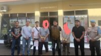 Caption Poto : Terduga pelaku begal Benur saat diamankan di Mapolres Lebak Caption Poto : Terduga pelaku begal Benur saat diamankan di Mapolres Lebak